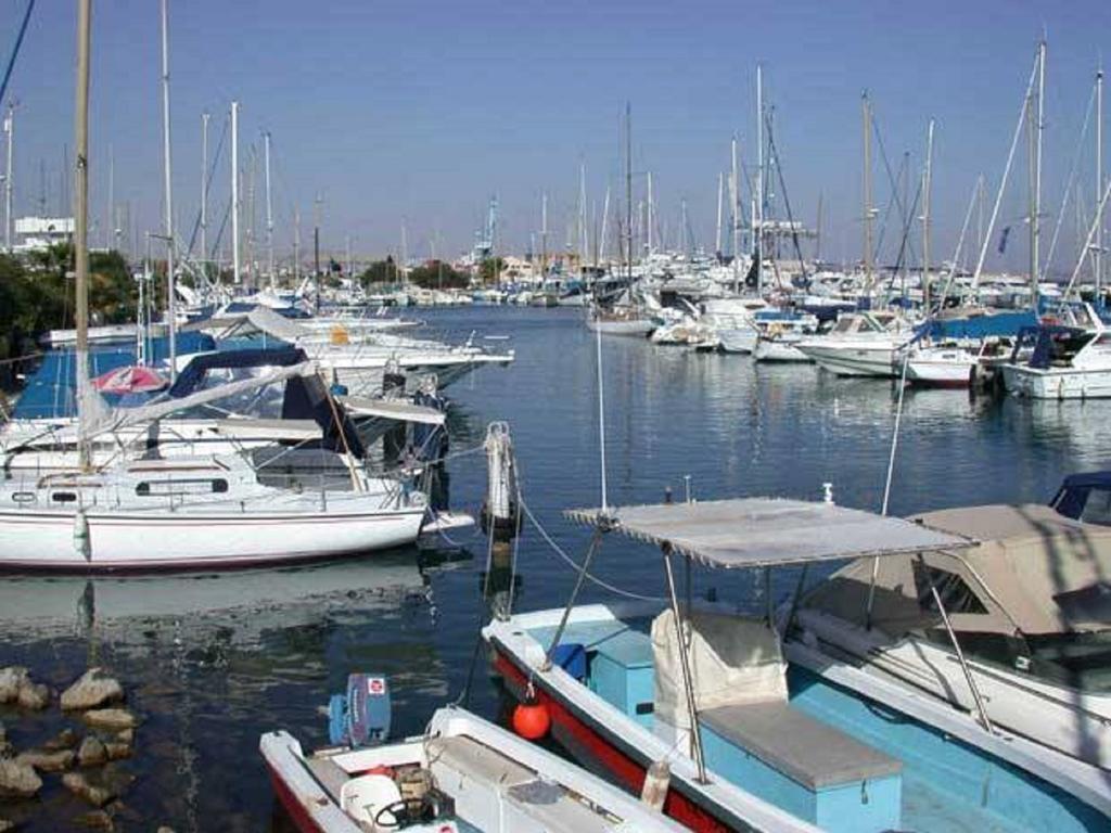 Ithaki Phinikoudes Apartment 307 Larnaca Luaran gambar