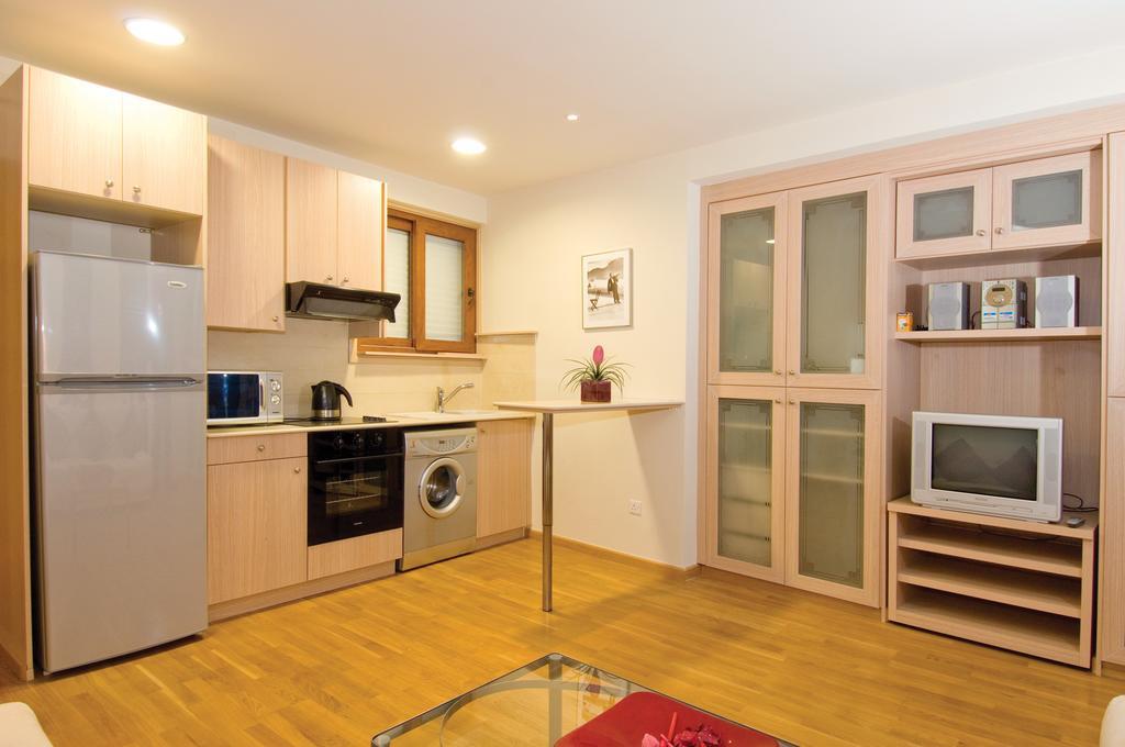 Ithaki Phinikoudes Apartment 307 Larnaca Bilik gambar